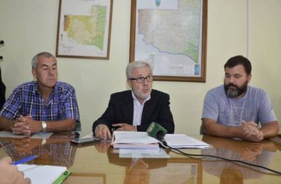 Se firm� un convenio para hacer obra de agua potable en Quem�