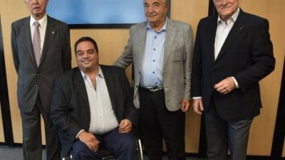 La grieta entre gremios dialoguistas y combativos se instal� en la discusi�n salarial