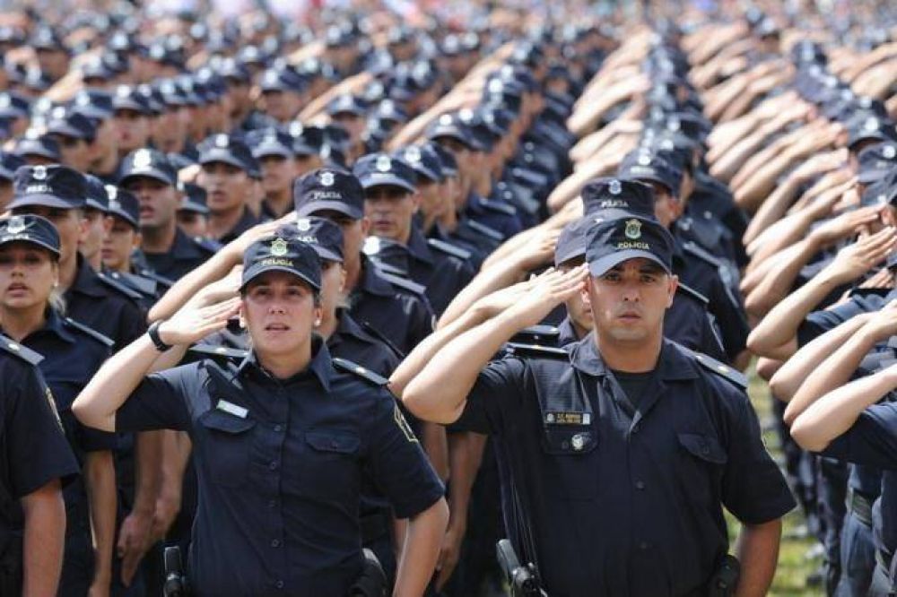 Casi tres mil jefes de la polica bonaerense todava no presentaron sus declaraciones juradas