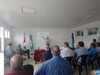 Boscarol en reuni�n sobre obras h�dricas