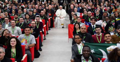 La Iglesia oye a los j�venes y sus inquietudes antes del s�nodo