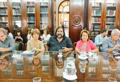 Los docentes pidieron que Vidal muestre 