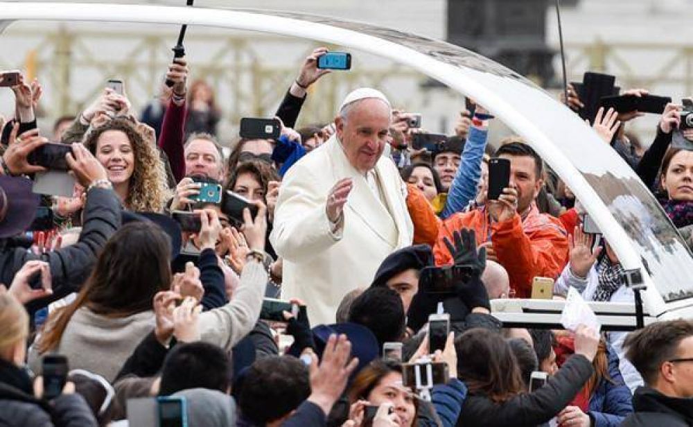 Carta del Papa Francisco a los j�venes del UNIV