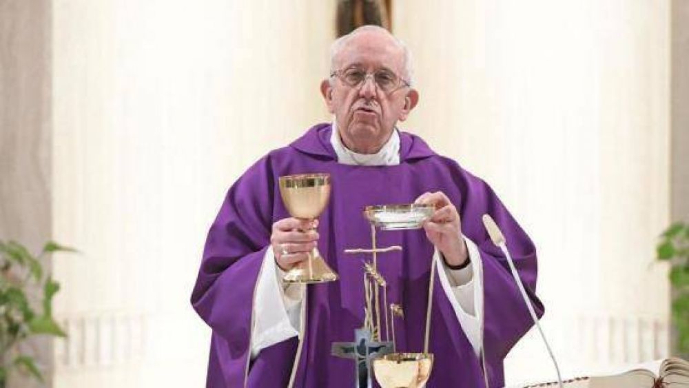 El Papa: Dios es como la mam�, �no se olvida de nosotros�