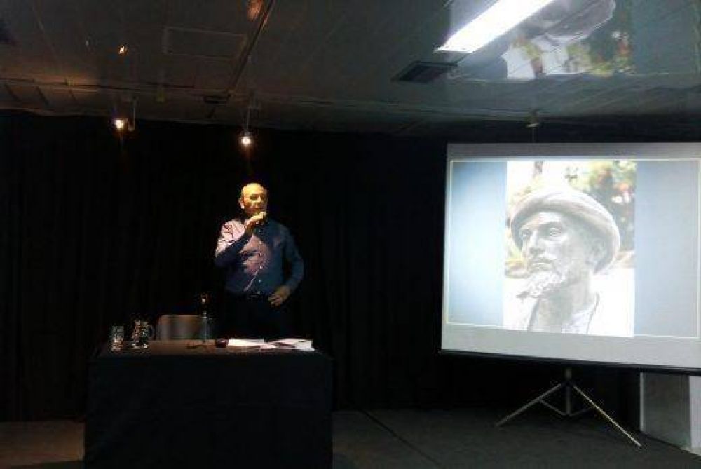 Rosario: exitosa presentacin del libro Maimnides-Pensamientos para el Siglo XXI