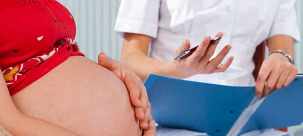 Elevada tasa de embarazo adolescente en municipios de la Provincia: piden incrementar campaas preventivas