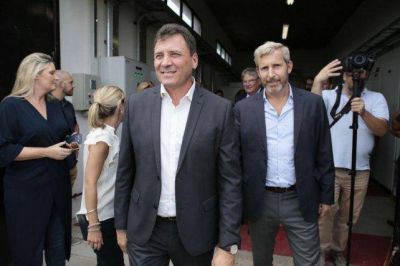 Naci�n anunci� los fondos para construir el acueducto a San Lorenzo