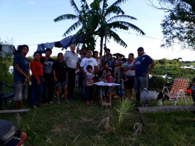 Basurales a cielo abierto: vecinos de Barranqueras bloquearon el acceso a los camiones, �pero entran por otro lado�