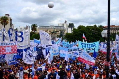 Se tensa el conflicto en la Provincia: gremios unen fuerzas y preparan jornada de protesta