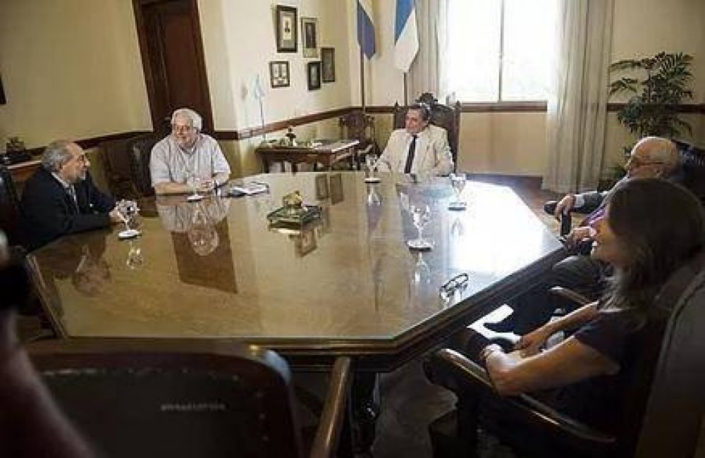 Preocupa al arzobispo de Tucum�n el incremento de la violencia en la provincia