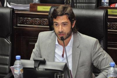 Efecto Marcos Pe�a: quieren que el jefe de Gabinete de Vidal vaya todos los meses a la Legislatura