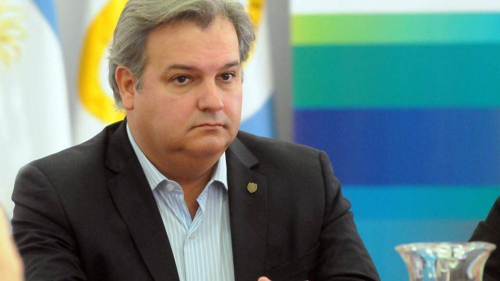 Santa Fe: Gobierno descontar los paros, no mejorar la oferta y pagar por decreto