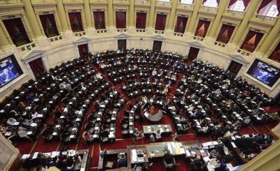�Sin la plata de los pasajes, no llegan a fin de mes?