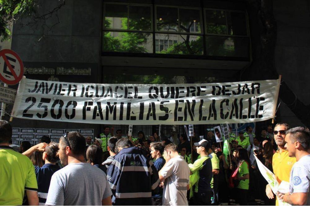 SUTPA protest frente a Vialidad Nacional contra el cierre de peajes