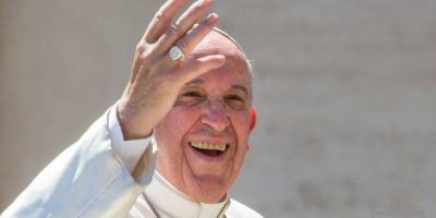 Francisco planea �cercan�a espiritual� para el Rosario en la Costa en Reino Unido