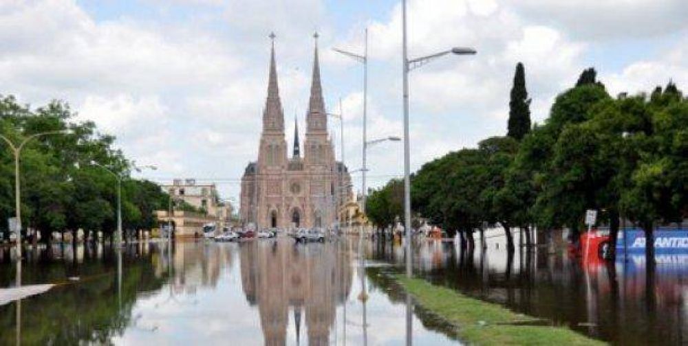Inundaciones en La Plata: A 5 aos, rezan por las vctimas y damnificados