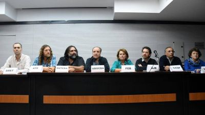 Hoy paran docentes, estatales y judiciales bonaerenses