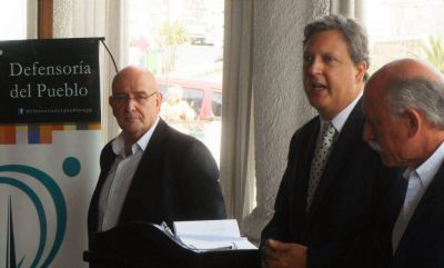 La Defensor�a pide una audiencia p�blica para tratar la tarifa de OSSE