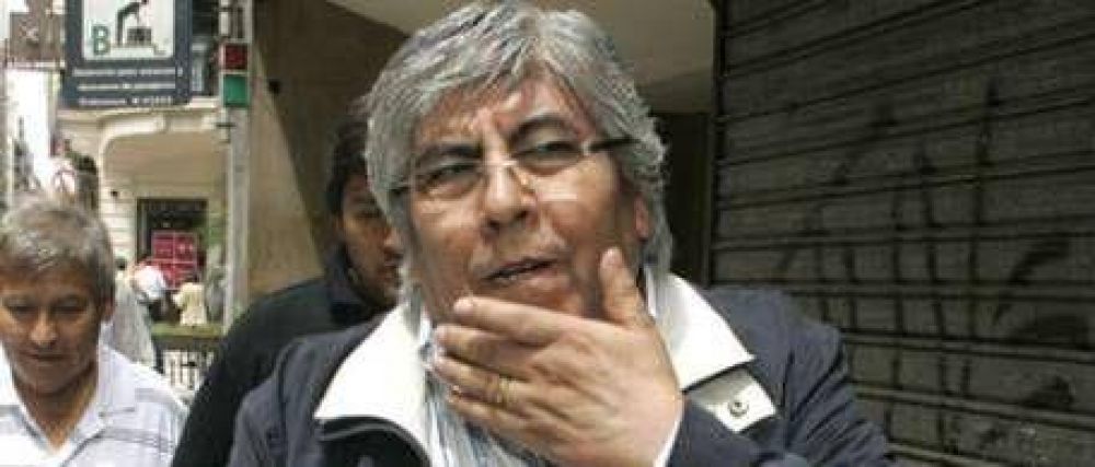 Medicamentos: ahora apuntan a la obra social de Moyano