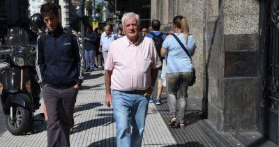 La UOM pidi� un incremento del 25% para el salario inicial y se suma a quienes buscan romper el techo de Triaca