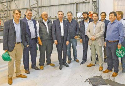 Debut� un nuevo espacio peronista enfrentado a los K