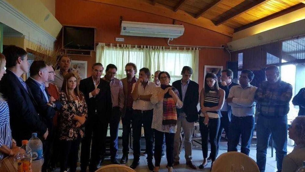 Un acuerdo parlamentario en el peronismo que busca m�sculo pol�tico