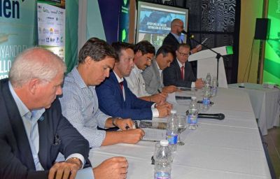 Adjudican hist�rica obra de dragado en Puerto Quequ�n con profundizaci�n a 50 pies