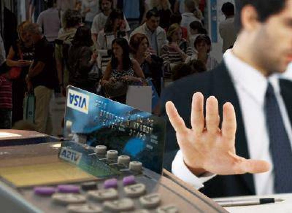 AFIP advirti� que habr� clausuras para quienes rechacen el uso de posnet
