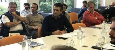Reuni�n en Tandil con Intendentes del Hinterland