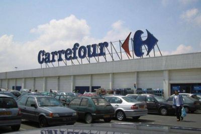 Crisis en Carrefour: Despu�s de la alarma, dicen que trabajar�n para 
