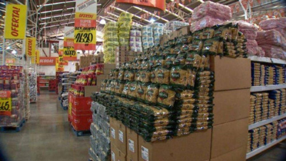 Cay� 2% el consumo en los hipermercados durante marzo