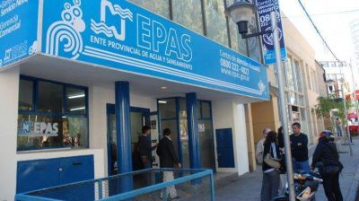 El EPAS subi� el agua y ya llegaron facturas de $1000