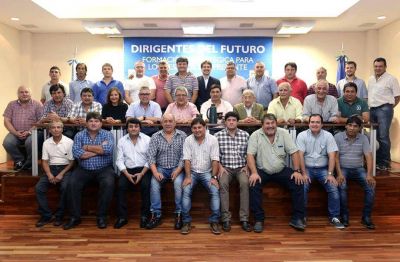 Uatre inaugur� un taller de Comunicaci�n y Oratoria para sus dirigentes