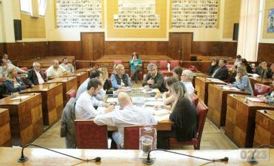 En medio de cr�ticas y falta de precisiones, el Concejo aval� la fiscal e impositiva