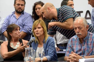 El kirchnerismo juega fuerte y pide paritaria de 45 por ciento