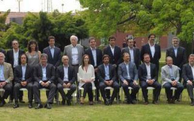 Vidal y su gabinete toman un 