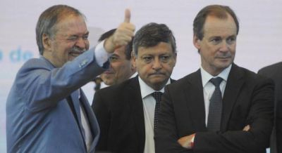 Los gobernadores cuestionaron la intervenci�n del PJ: 