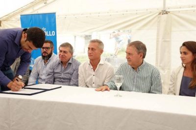 Carlos Paz: Inician las obras postergadas por 30 a�os para urbanizar �El Zanj�n�