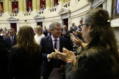 Enroque en Diputados: blanquean los sobresueldos y cambian los canjes por un plus de movilidad