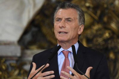 Preocupado por la inflaci�n, el Presidente se resigna a quedar 
