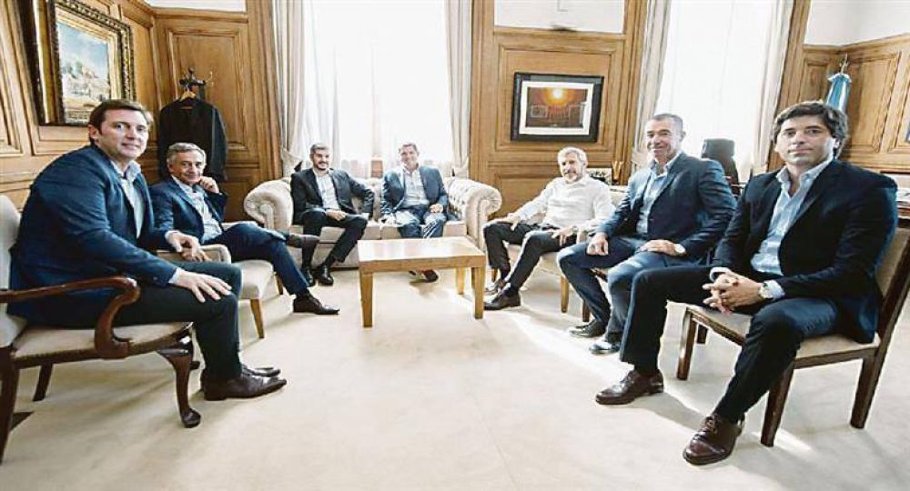 Pax con los gobernadores y nuevo staff para emiratos PJ