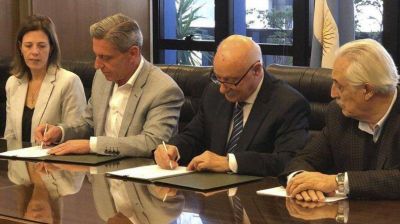 Convenio por 17 millones de pesos para el desarrollo de actividades productivas en territorio chubutense