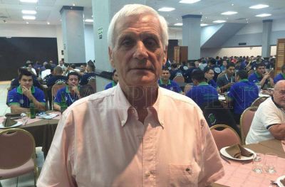 �Los empresarios se apoyan en el Gobierno y ofrecen el 15%�