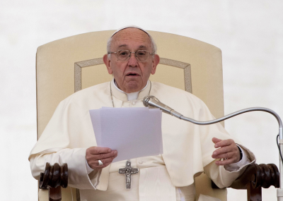 El Papa pide al Banco Mundial promover la vida de los pobres