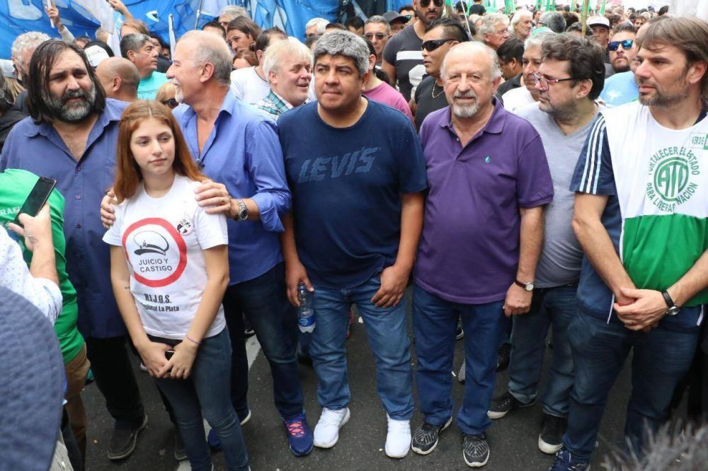 Sindicatos, pymes y organizaciones sociales marchan contra el tarifazo