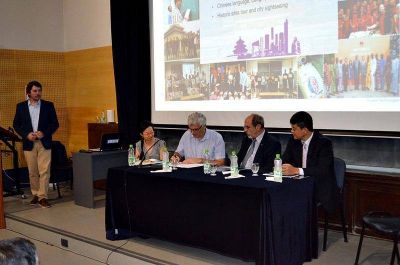 La Facultad de Ingenier�a firm� un convenio con la empresa china Huawei para capacitaci�n de docentes y alumno
