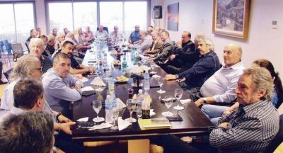 Efecto Moyano: �gordos� analizan suspender renovaci�n de la CGT