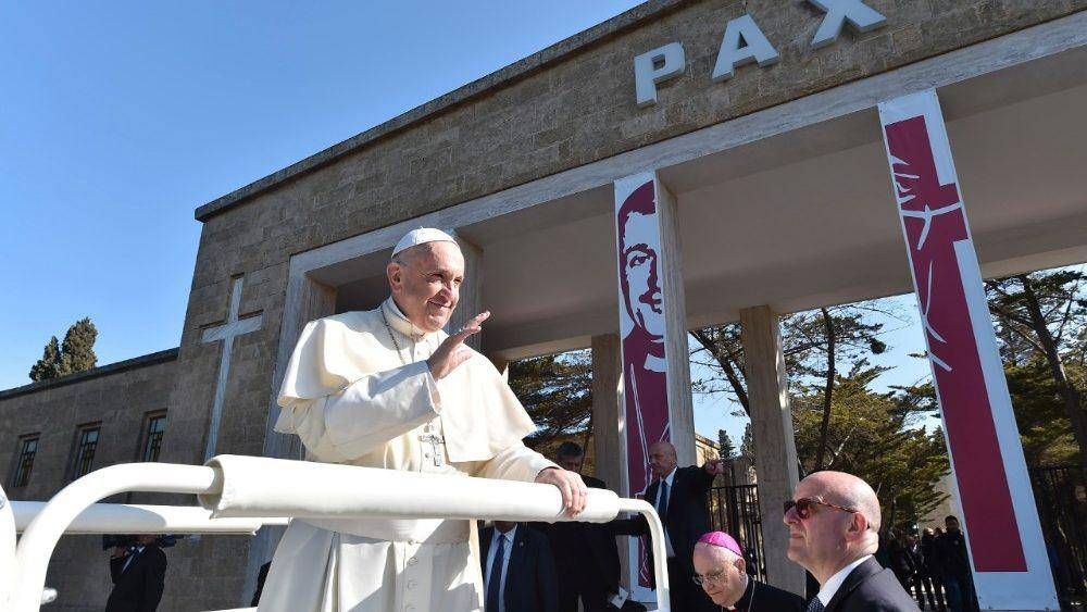 El Papa en la Tierra de Don Tonino: Construyamos una Iglesia para el mundo