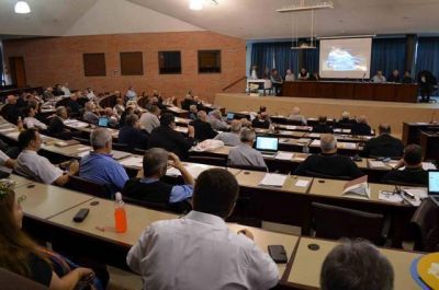 Los obispos argentinos se unen al Papa en la oraci�n por la paz mundial
