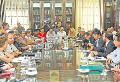 Los docentes har�n otro paro tras un nuevo rechazo a Vidal